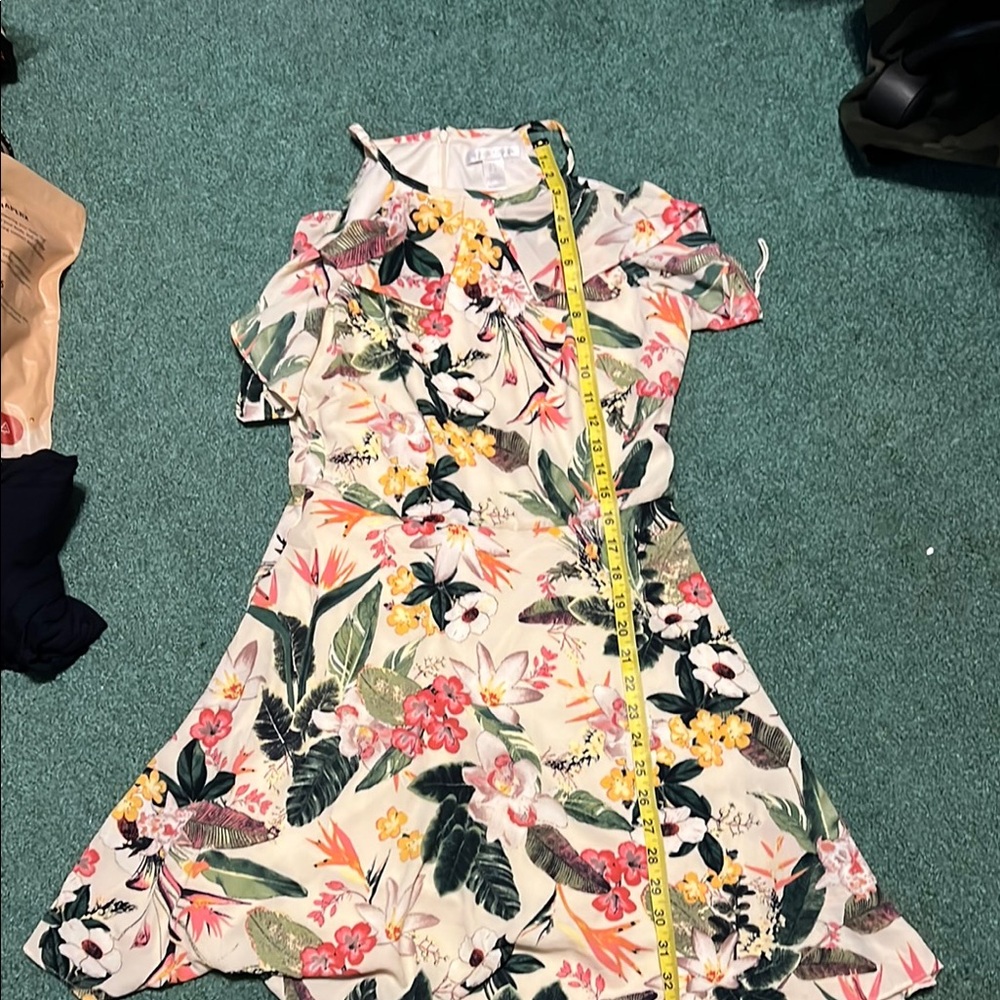 Floral Ruffle Dress - Picture 3 of 4